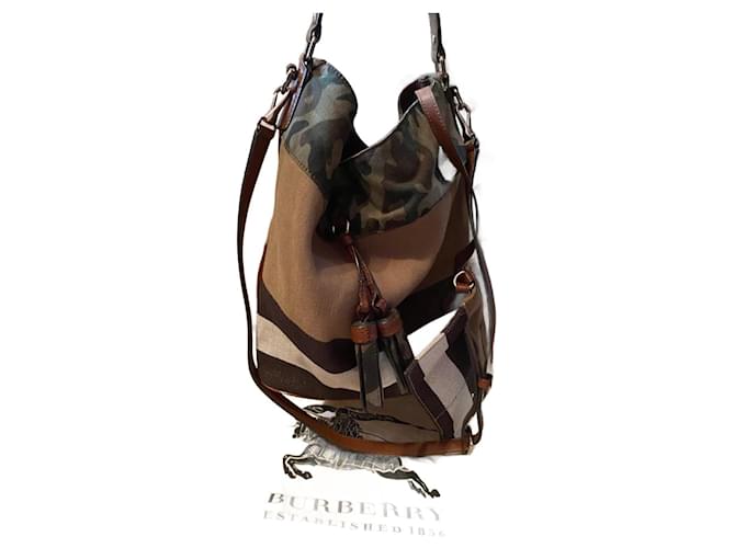 Burberry Handbags Beige Leather  ref.1160998