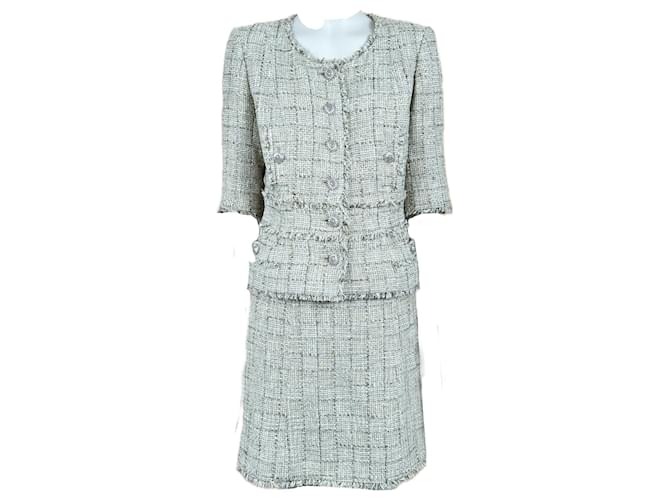 Chanel Gisele Bundchen Jewel Buttons Tweed Suit Beige  ref.1161464