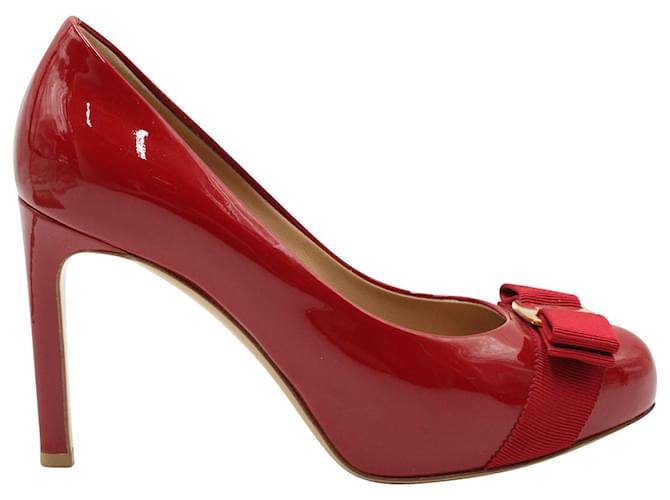 Salvatore Ferragamo Zapatos de salón con lazo Pimpa Vara en cuero rojo Roja  ref.1161907