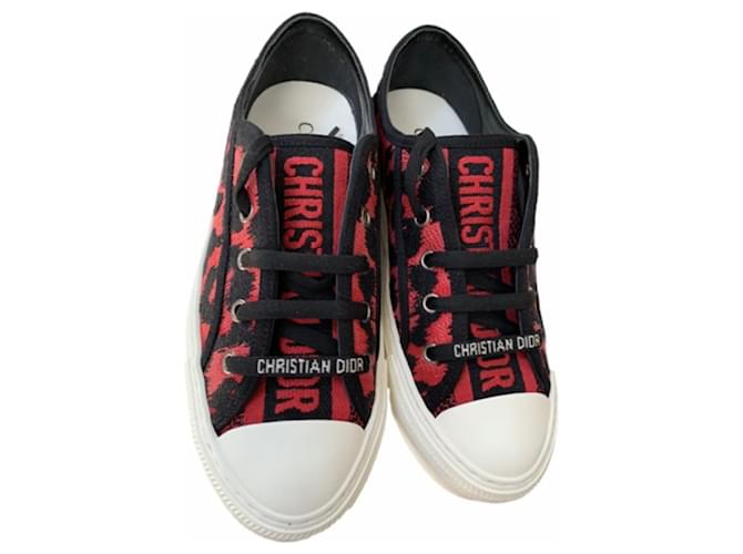 Dior Sneakers Red Cloth  ref.1162072