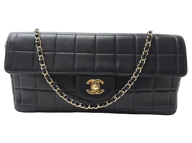 CHANEL EAST WEST CHOCOLATE BAR HANDBAG IN BLACK QUILTED PURSE QUILTED LEATHER  ref.1162174