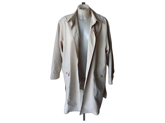 Wasserdichter Trenchcoat von Max Mara Beige