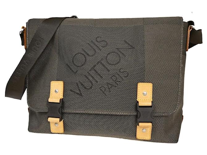 Louis Vuitton Loup Caqui Lona  ref.1164100