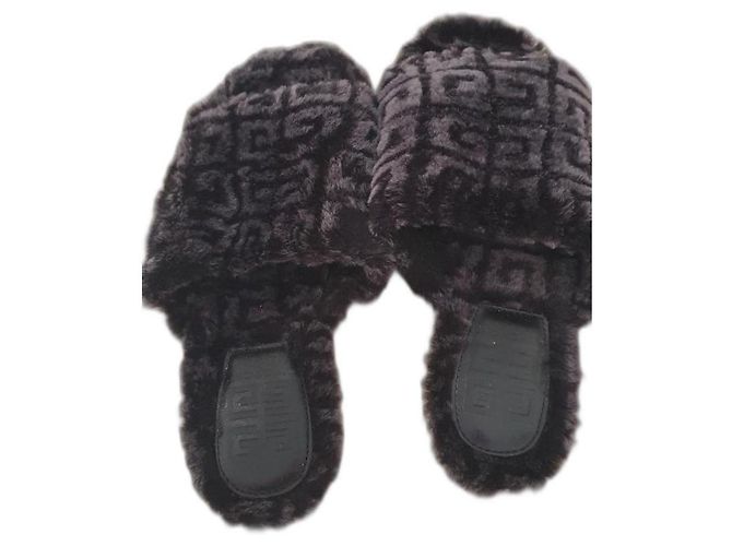 Sandalias Givenchy de mohair gris oscuro Gris antracita