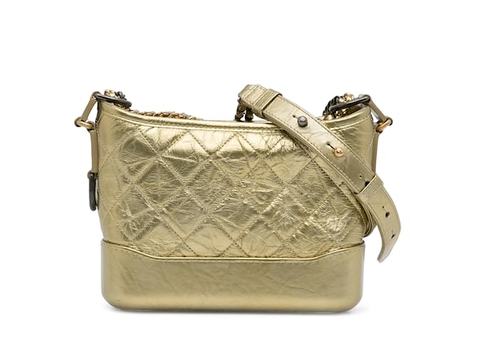 Petit sac à bandoulière Gabrielle métallisé doré Chanel Cuir  ref.1164841