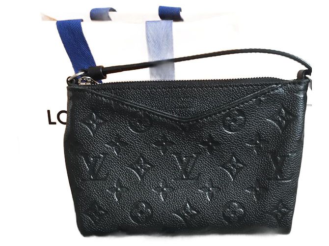 Pallas Louis Vuitton Sacs à main Noir