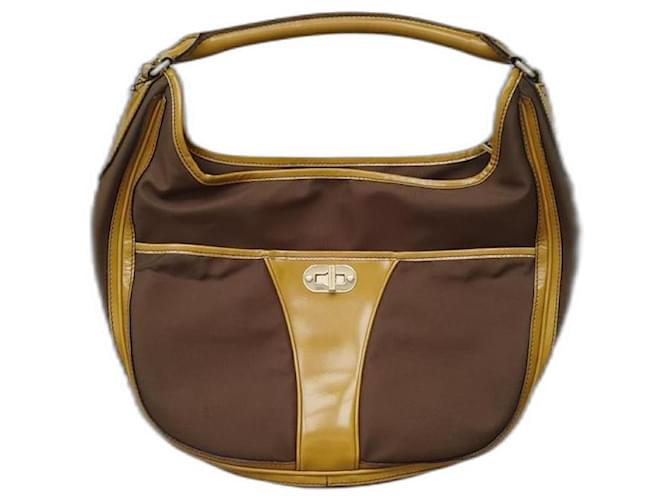 Burberry Handbags Polyester  ref.1166347