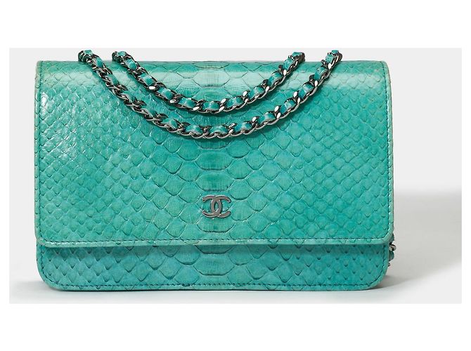 CHANEL Wallet on Chain bag in Blue Python - 101610