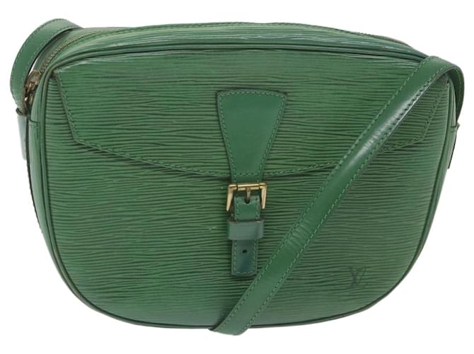 Louis Vuitton Jeune fille Green Leather  ref.1167265