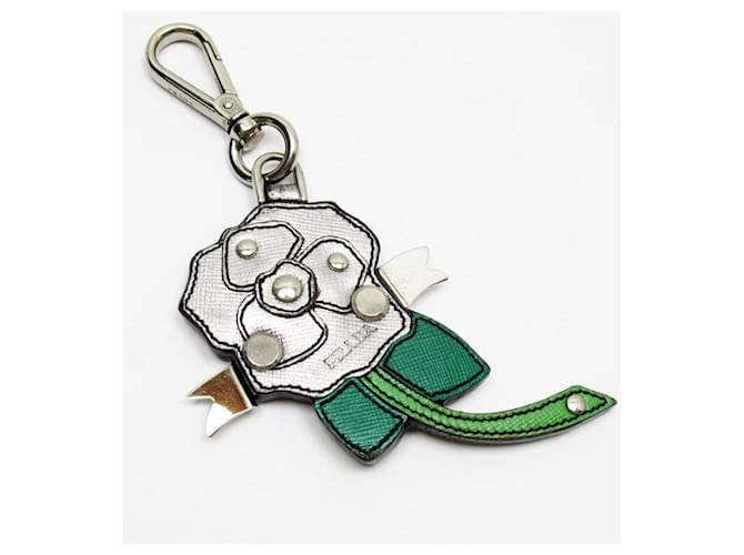 Prada Amuletos bolsa Verde Cuero  ref.1168628