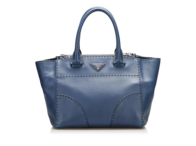 Blaue, genähte Handtasche aus Kalbsleder von Prada  ref.1169340
