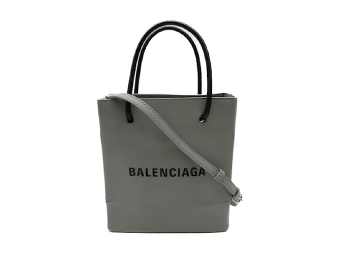 Balenciaga Einkaufstasche aus Leder mit XXS-Logo 555140 Grau Kalbähnliches Kalb  ref.1169822