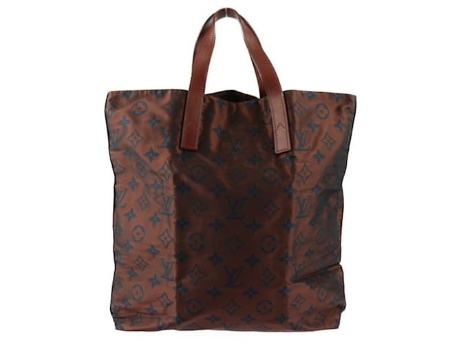 Escapada de Louis Vuitton Castaño Sintético  ref.1170133