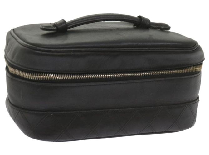 CHANEL Vanity Kosmetiktasche Leder Schwarz CC Auth 59984