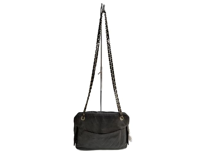 Chanel Handbags Khaki Leather  ref.1170778