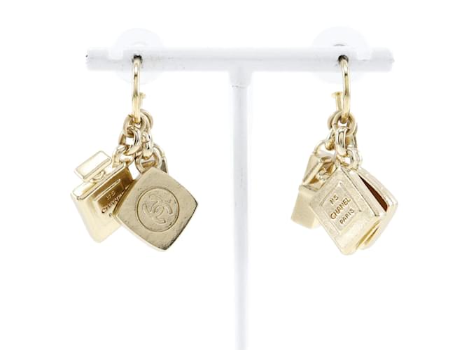 Chanel CC 3P Swing Stud Earrings Golden Metal  ref.1171305