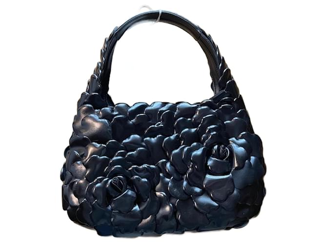 Valentino Garavani Valentino Atelier flower bag Black Leather  ref.1171859