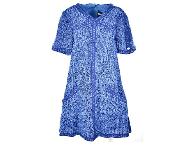 Chanel Dresses Blue Tweed  ref.1172252