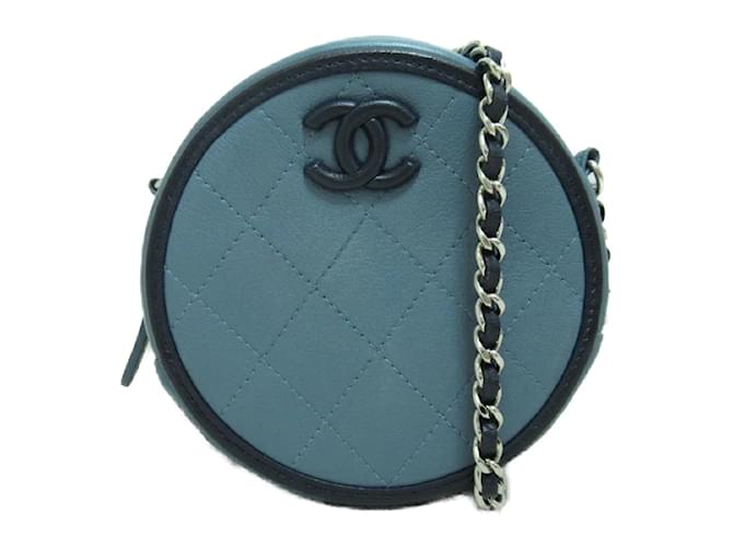Chanel Bolso bandolera de piel acolchada con cadena redonda Azul Cuero  ref.1172438