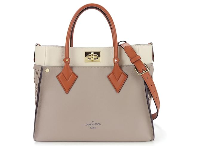Louis Vuitton On My side Grey Leather  ref.1173492