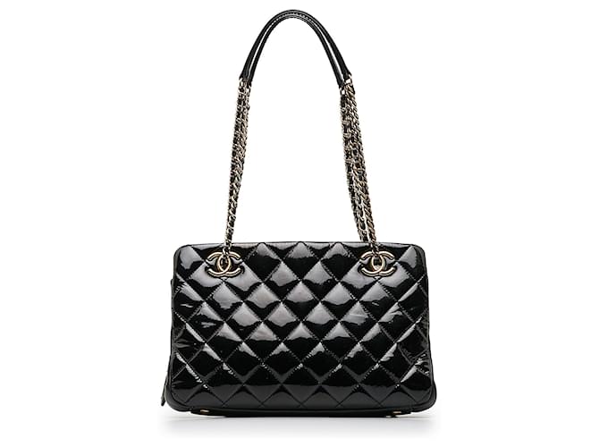 Chanel schwarze Lack-Ziegenleder-Schultertasche „Paris Salzburg CC“ mit Ösen Lackleder  ref.1173892