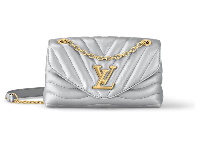 Louis Vuitton LV New Wave Kettentasche Silber Leder  ref.1175315