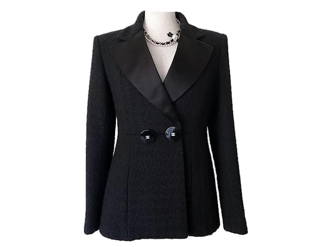 Chanel Neues Paris / Cosmopolite-Jacke aus schwarzem Tweed  ref.1175659