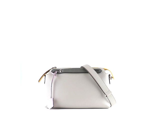 FENDI - Bolsa transversal By The Way em couro cinza
