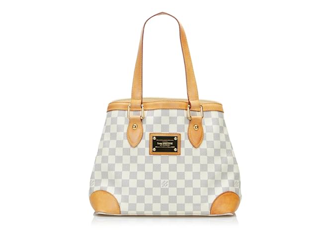 Weiße perforierte quadratische Tasche mit Gucci-GG-Prägung Leder  ref.1175850