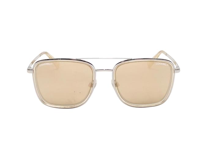 Gafas de sol estilo aviador Chanel en tono plateado Plata  ref.1175922