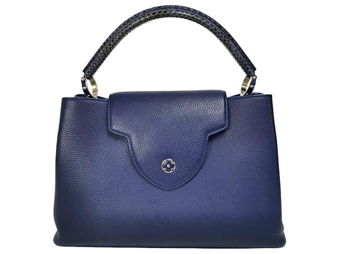 Louis Vuitton Capucines MM Exótico Azul Taurillon Azul marinho Couro  ref.1176223