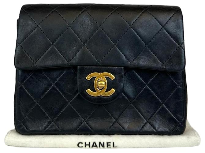 Chanel Flap Bag Mini Quadrado Preto Pele De Cordeiro Dourado Couro  ref.1176233