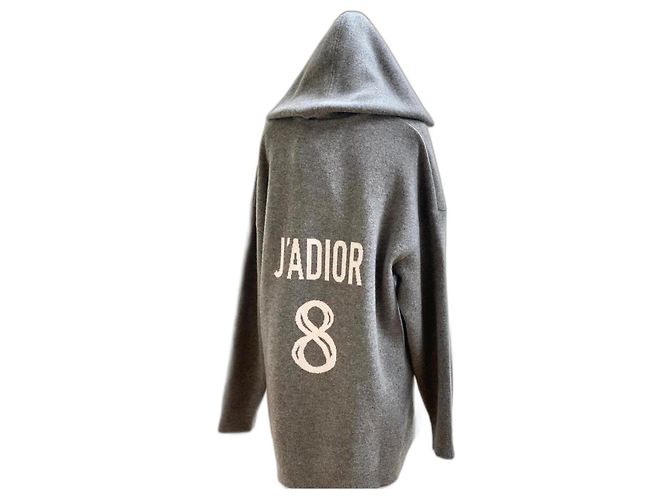 Grauer Pullover von Christian Dior 