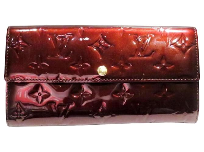 Louis Vuitton Sarah Red Patent leather  ref.1177356