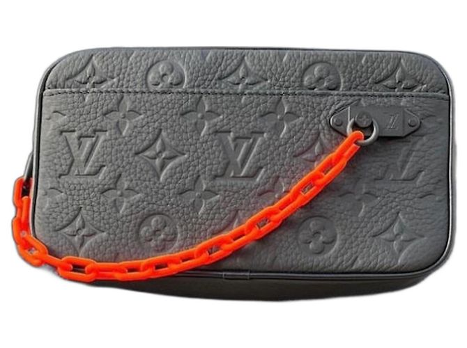 bag, Louis Vuitton uniform side pouch Nero