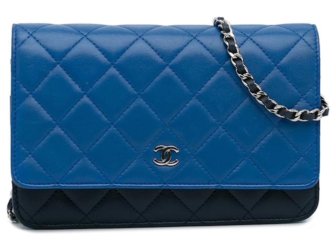 Wallet On Chain Carteira Chanel Azul Tricolor Clássica em Pele de Cordeiro com Corrente Couro  ref.1179020
