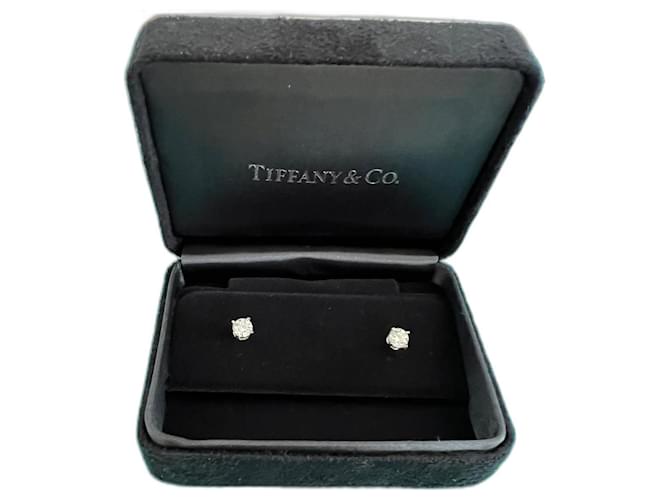 Puces d'oreilles en diamant solitaire de Tiffany & Co Elasthane Blanc  ref.1179563
