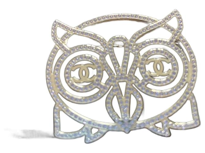 Chanel owl brooch Silvery Steel  ref.1179771