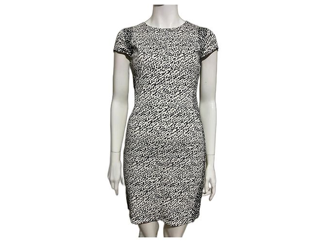 Diane Von Furstenberg Vestido blanco y negro con estampado de serpiente ondulado de DvF Pele