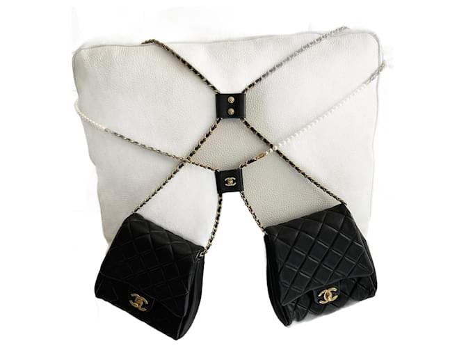 Chanel game bag Black Leather  ref.1180282