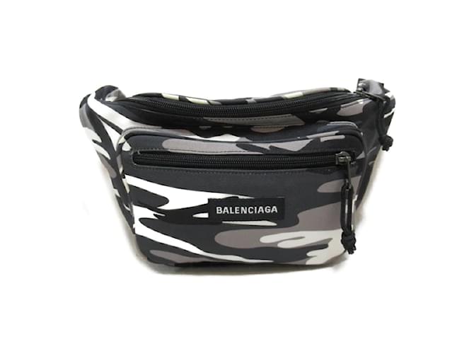 Balenciaga Explorer-Gürteltasche aus Nylon mit Tarnmuster 482389 Schwarz Leinwand  ref.1181398