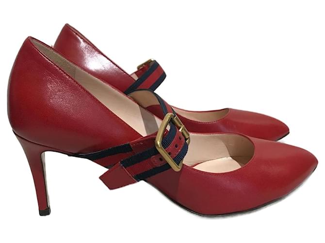 GUCCI  Heels T.eu 38.5 leather Red  ref.1181859