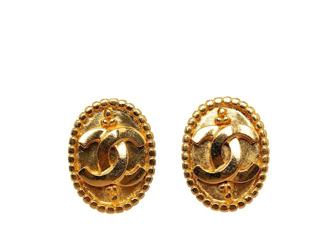 Gold Chanel CC Clip On Earrings Golden Gold-plated  ref.1182006