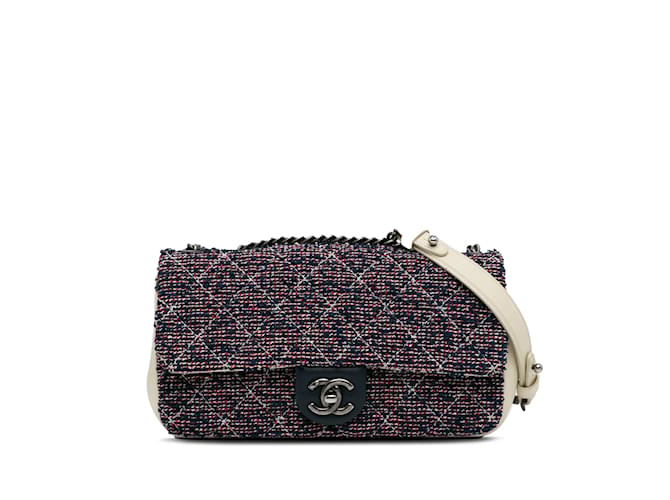 Borsa classica piccola con patta in tweed blu Chanel Pelle  ref.1182011