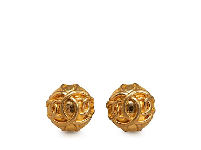 Gold Chanel CC Clip On Earrings Golden Gold-plated  ref.1182162