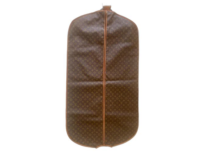Mala de viagem Louis Vuitton Monogram em couro Monograma