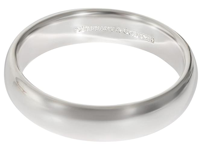TIFFANY & CO. Tiffany Forever Wedding 4.5 mm Band in Platinum, Size 8 Silvery Metallic Metal  ref.1182974