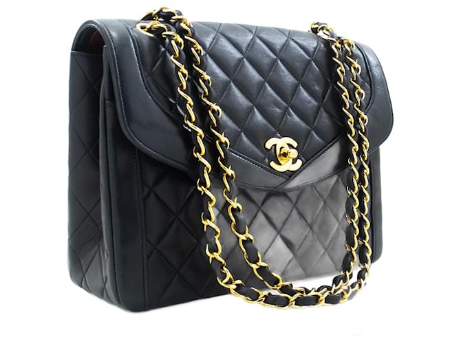 CHANEL NAVY Vintage Chain Shoulder Bag Lambskin Quilted Flap Purse Navy blue Leather  ref.1183281