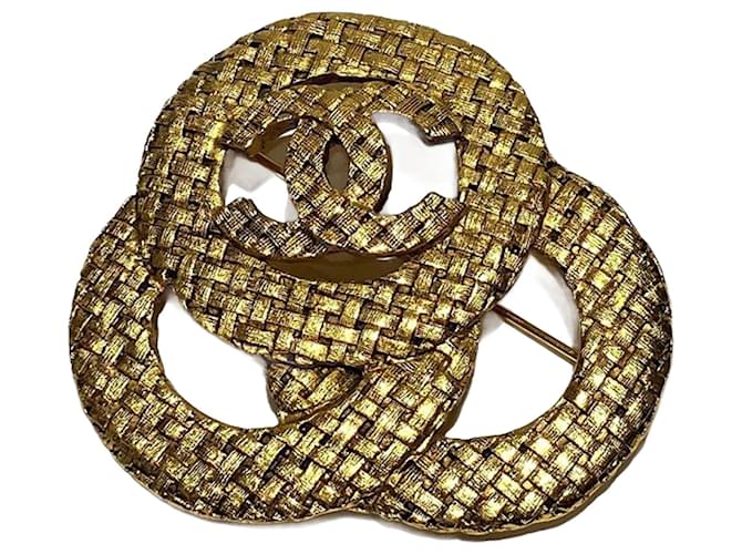 Chanel Dorado Chapado en oro  ref.1183957