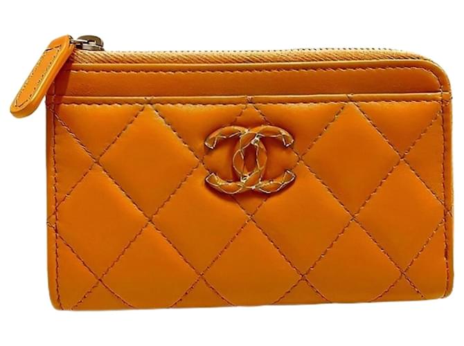 Chanel Bege Couro  ref.1184151